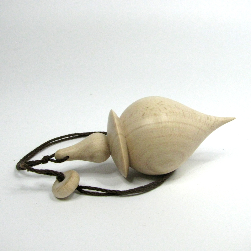 Pendule de radiesthésie artisanal, tourné en bois de Houx