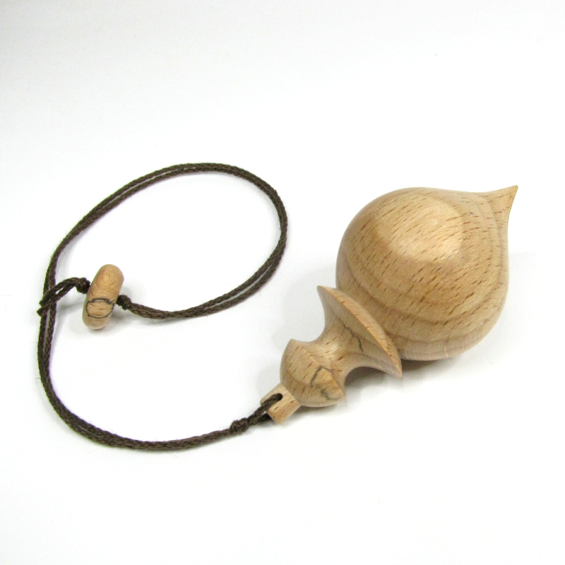 Pendule de radiesthésie artisanal, tourné en bois de Hêtre.