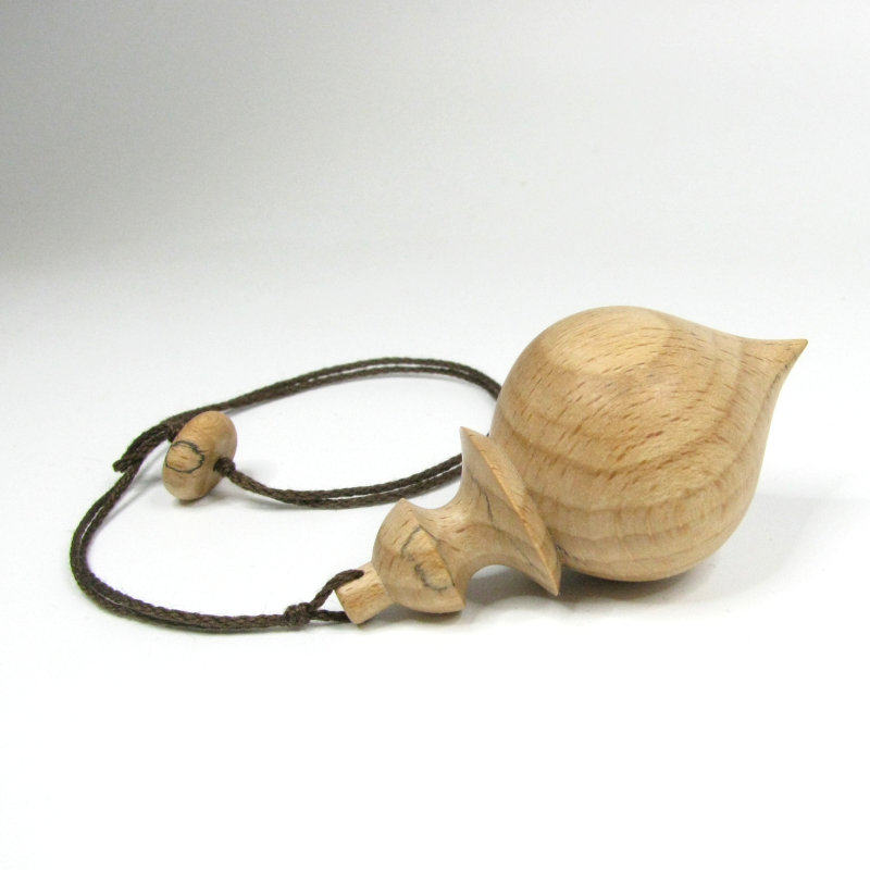Pendule de radiesthésie artisanal, tourné en bois de Hêtre.