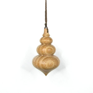 Pendule de radiesthésie artisanal, tourné en bois de Robinier.